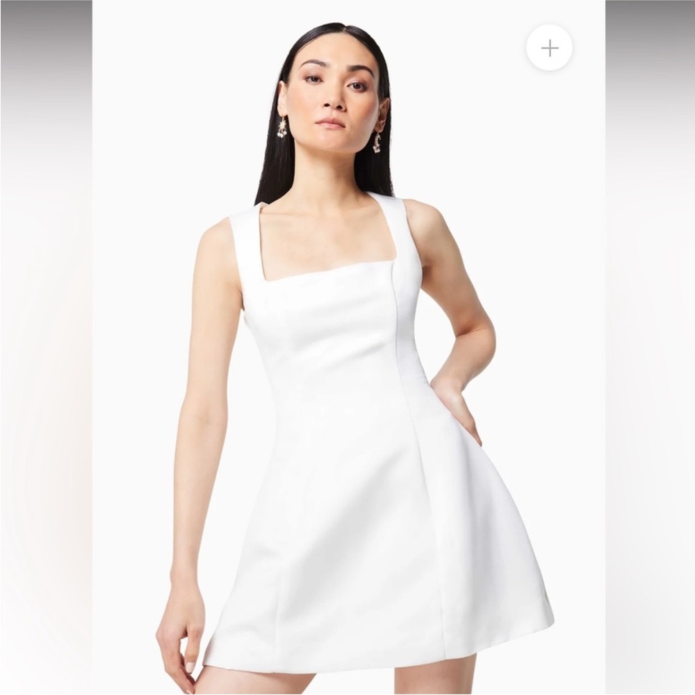 elliatt juliet white square neck fitted flare mini skirt bridal dress Medium NEW